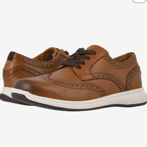 Florsheim Kids Great Lakes Wing Tip Ox Jr., brown, size 4.5M big kid - Picture 8 of 9